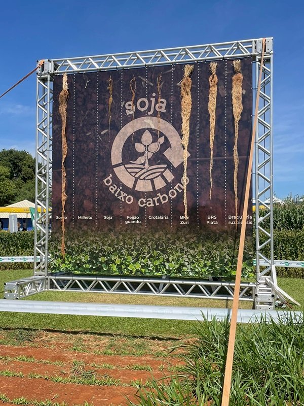 Soja Baixo Carbono é destaque na Vitrine da Embrapa no Show Rural